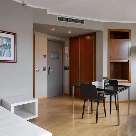 Hotel Crystal