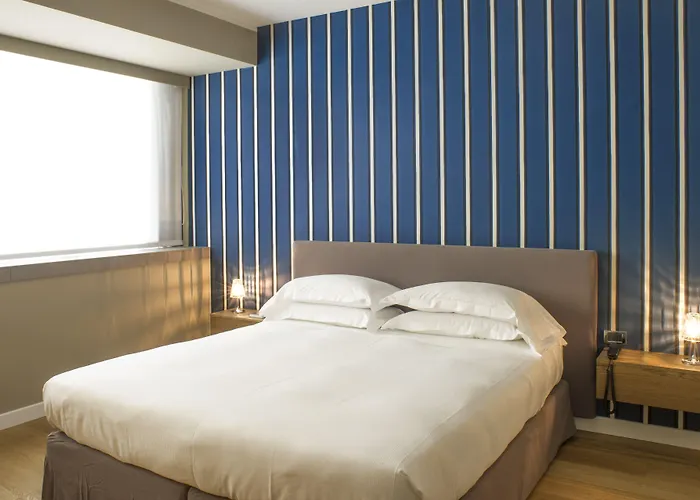 Hotel Crystal 4*