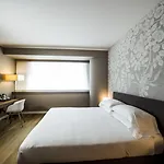Hotell Crystal