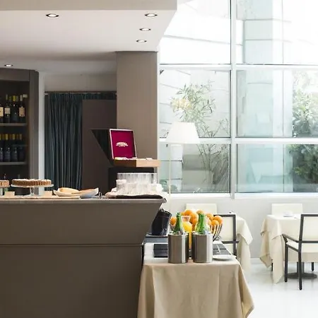 Hotel Crystal