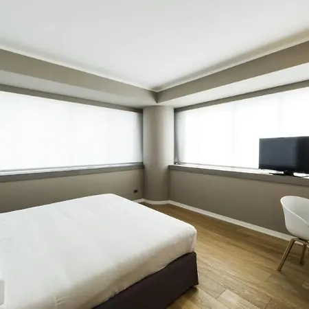 Hotel Crystal 4*