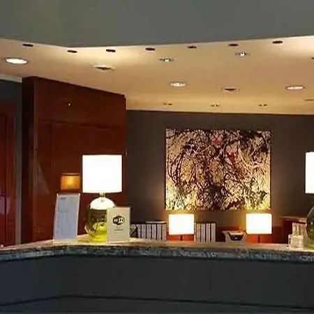 Crystal 酒店 4*