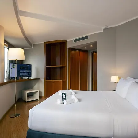 Crystal Hotel