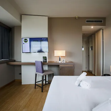 Crystal Hotel 4*