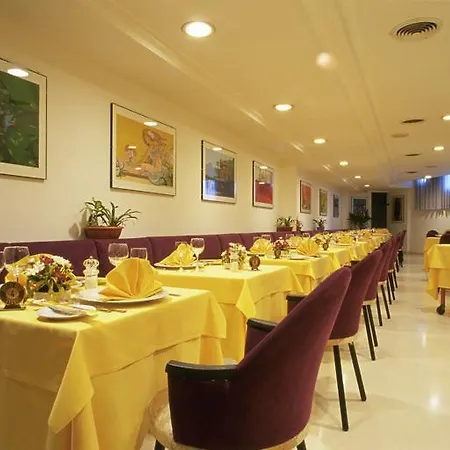Hotel Crystal